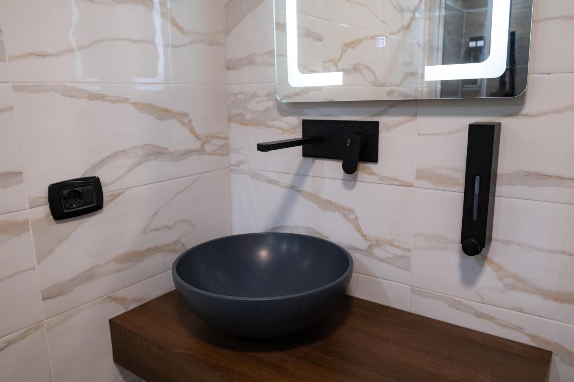 Napoli Center Suite Palmentieri Экстерьер фото